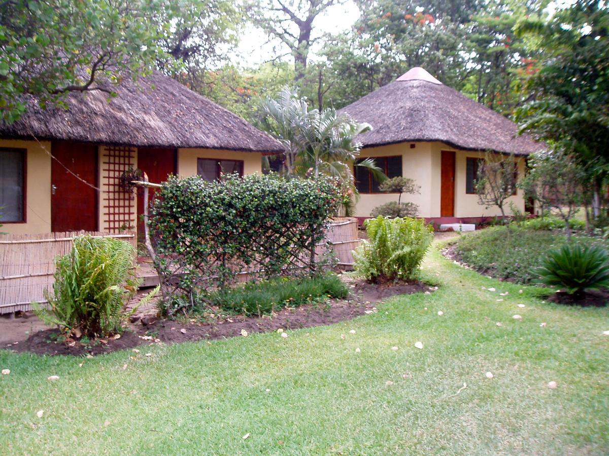 Nkhudzi Beach Lodge Nkudzi Buitenkant foto