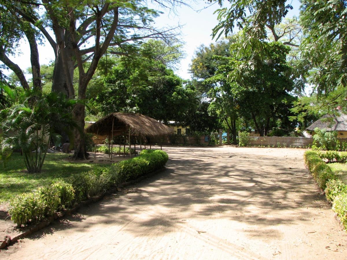 Nkhudzi Beach Lodge Nkudzi Buitenkant foto